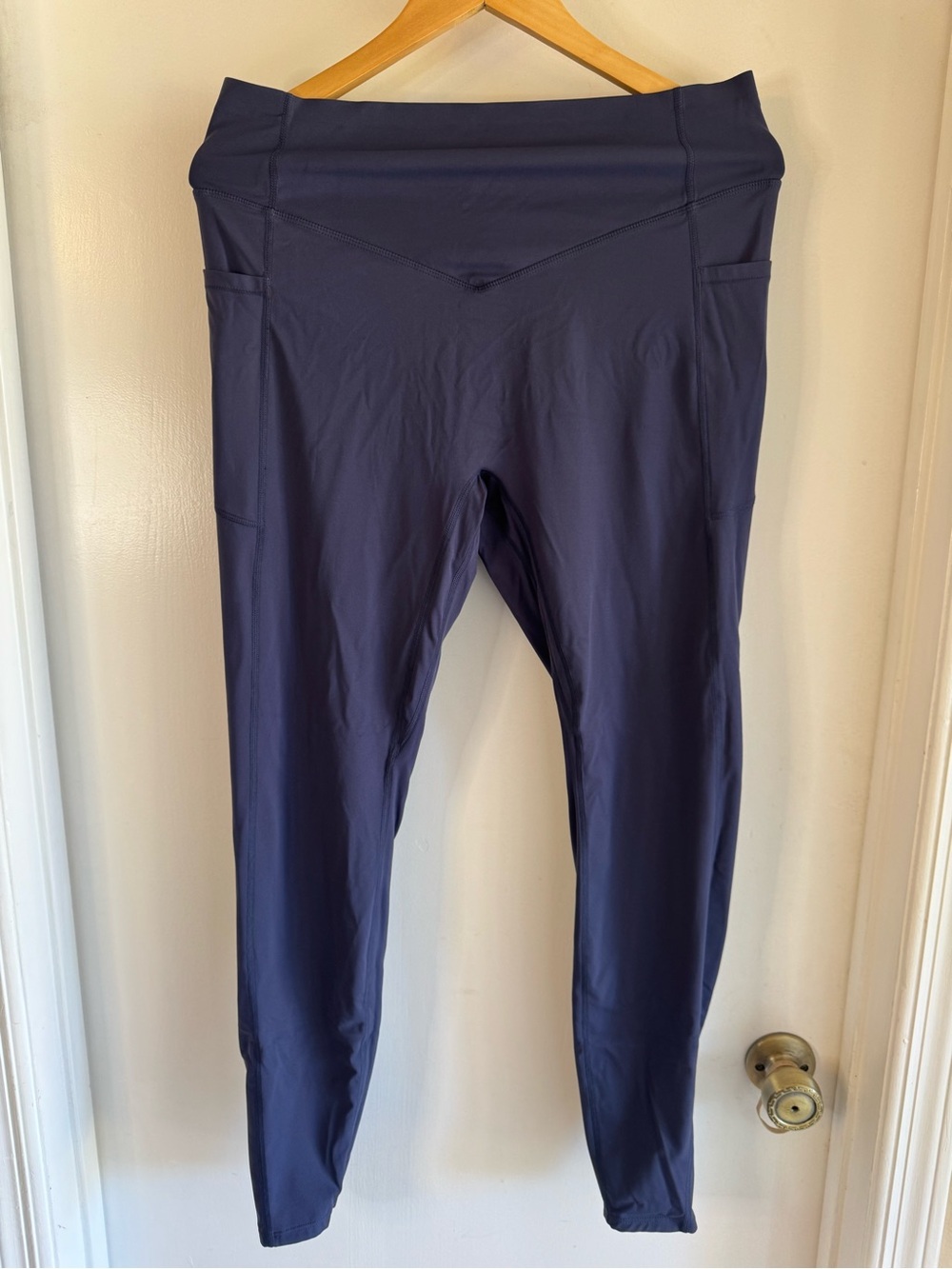 NWOT Halara UltraSculpt™ High Waisted Scrunch Butt Lifting Tummy Control Pockets - Picture 4 of 10